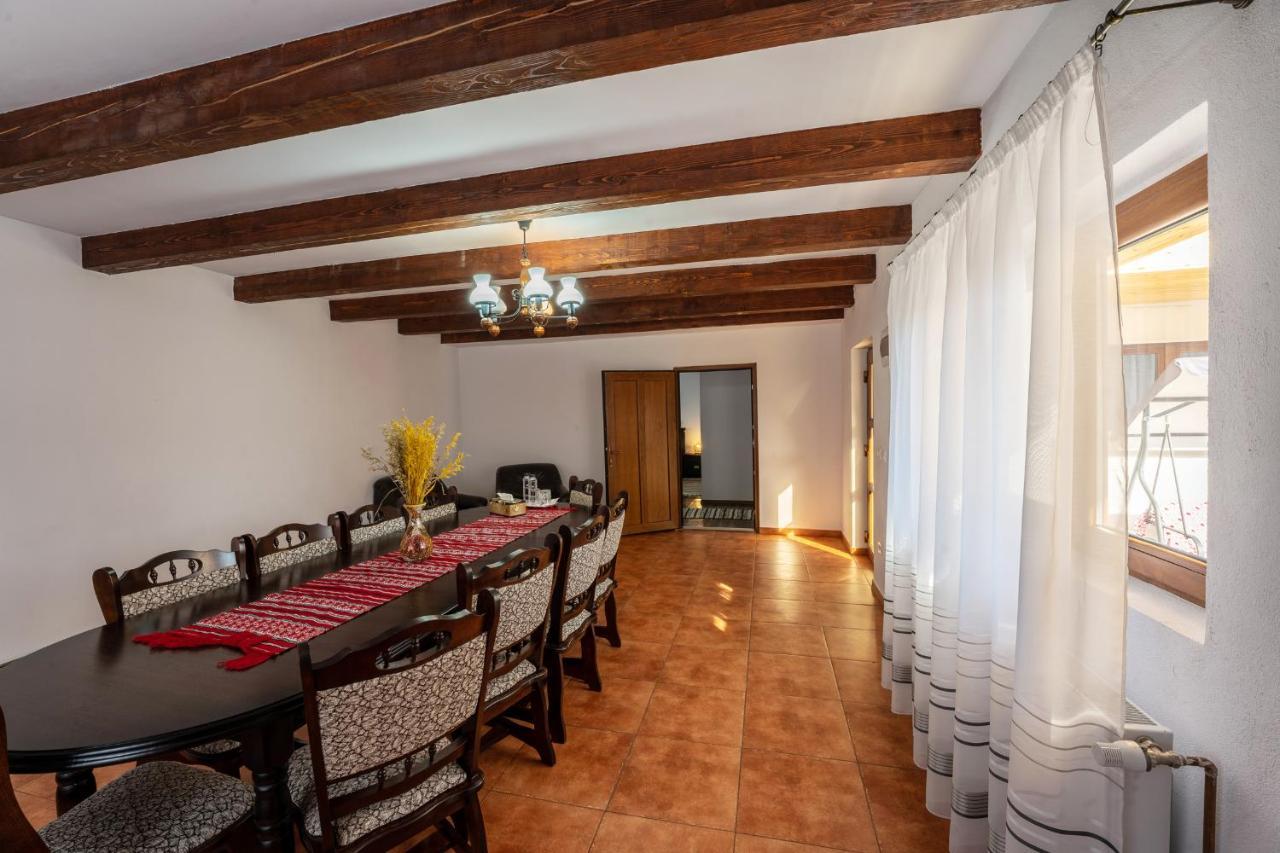 Готель Casa Brutarului Crit Екстер'єр фото