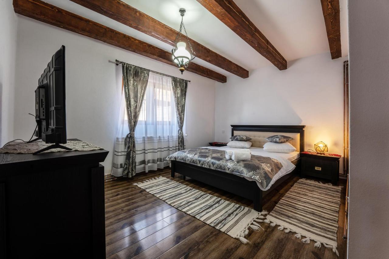 Готель Casa Brutarului Crit Екстер'єр фото