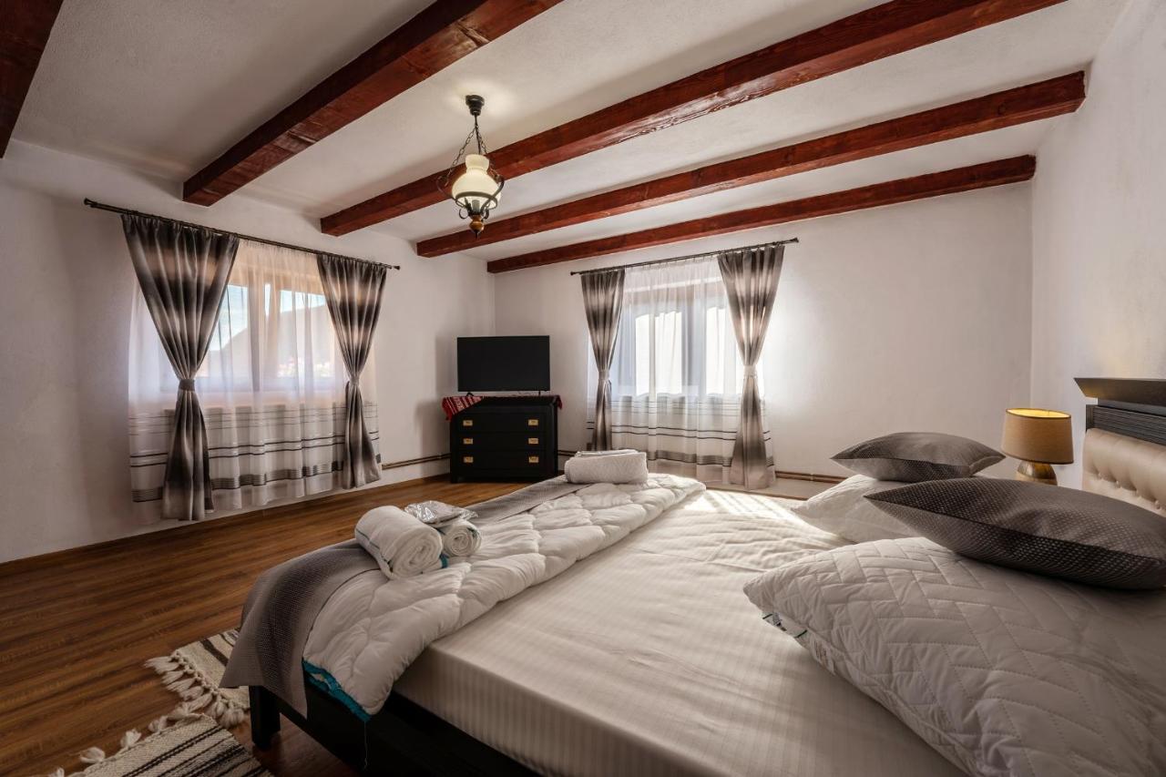 Готель Casa Brutarului Crit Екстер'єр фото